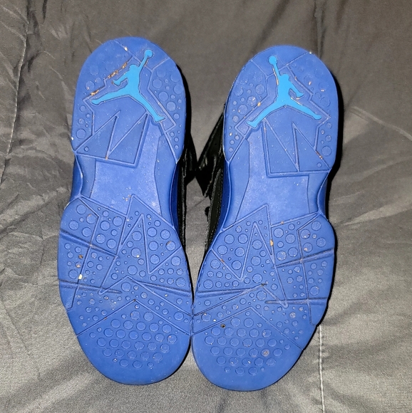 Jordan True Flight Black/Barely Volt-Hyper Royal 13.5 - Picture 8 of 8